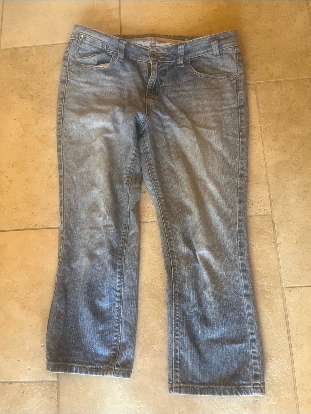 DKNY Women's Light Blue Cropped Straight Jeans